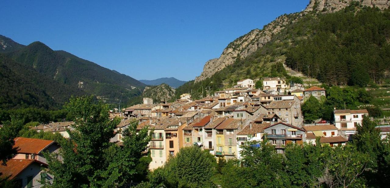 Hôtel Les Alizés Puget-Théniers Esterno foto